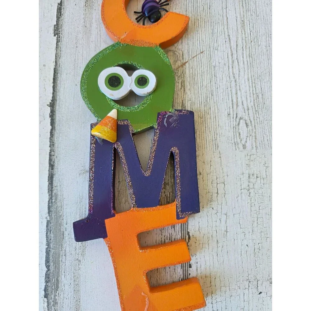Wooden‎ welcome Halloween candy corn spider home decor